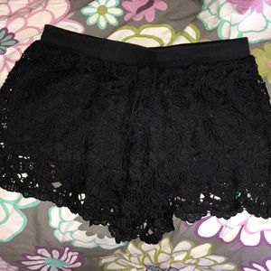 Black crouchet shorts